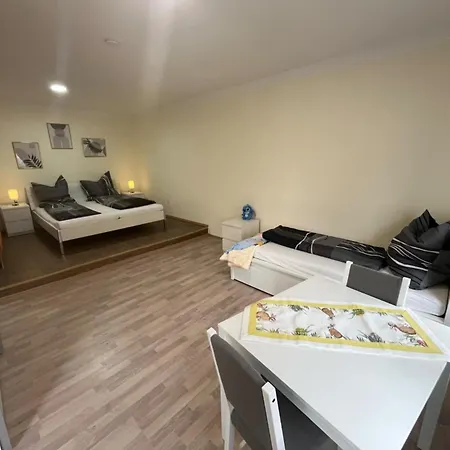 Am Neumarkt Apartment *